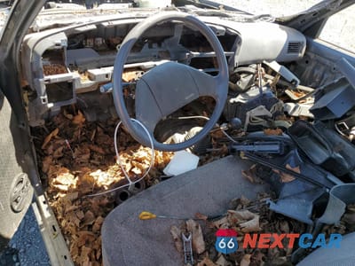 Zdjęcie 8 z 12 samochodu: 1990 TOYOTA PICKUP 1/2 TON SHORT WHEELBASE VIN:JT4RN81R7L5077914 - miniatura