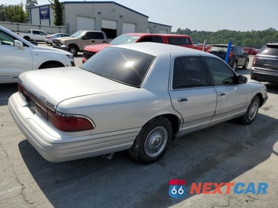 Trzecie zdjęcie samochodu z tyłu: 1997 MERCURY GRAND MARQUIS GS VIN:2MELM74W7VX724588 - miniatura