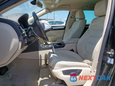 Zdjęcie 7 z 13 samochodu: 2014 VOLKSWAGEN TOUAREG V6 VIN:WVGEF9BP3ED012609 - miniatura