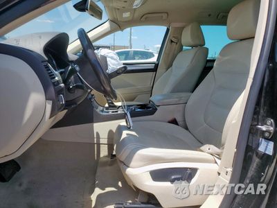 Zdjęcie 7 z 13 samochodu: 2014 VOLKSWAGEN TOUAREG V6 VIN:WVGEF9BP3ED012609 - miniatura