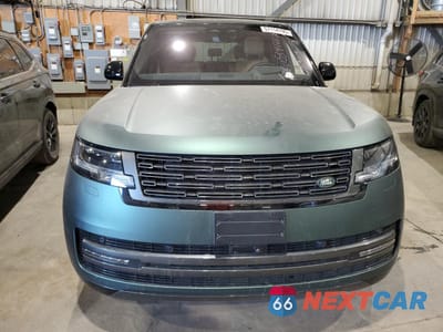 Piąte zdjęcie samochodu w środku: 2023 LAND ROVER RANGE ROVER SE VIN:SALKP9E77PA087486 - miniatura