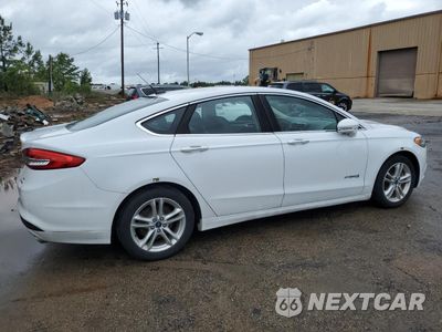 Trzecie zdjęcie samochodu z tyłu: 2018 FORD FUSION SE HYBRID VIN:3FA6P0LU4JR171765 - miniatura