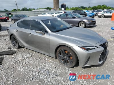 Czwarte zdjęcie samochodu z boku: 2021 LEXUS IS 300 VIN:JTHAA1D24M5111662 - miniatura