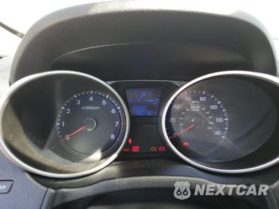 Zdjęcie 9 z 12 samochodu: 2013 HYUNDAI TUCSON GLS VIN:KM8JU3AC8DU769097 - miniatura