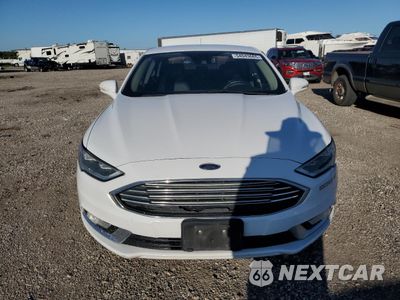 Piąte zdjęcie samochodu w środku: 2017 FORD FUSION SE HYBRID VIN:3FA6P0LU4HR409012 - miniatura
