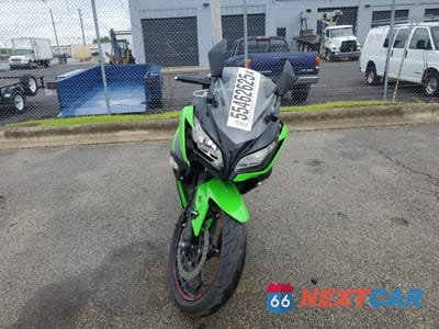 Drugie zdjęcie samochodu z przodu: 2014 KAWASAKI EX300 A VIN:JKAEX8A15EA005388 - miniatura