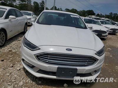 Piąte zdjęcie samochodu w środku: 2017 FORD FUSION SE HYBRID VIN:3FA6P0LU6HR409108 - miniatura