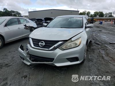 Piąte zdjęcie samochodu w środku: 2016 NISSAN ALTIMA 2.5 VIN:1N4AL3AP0GN359943 - miniatura