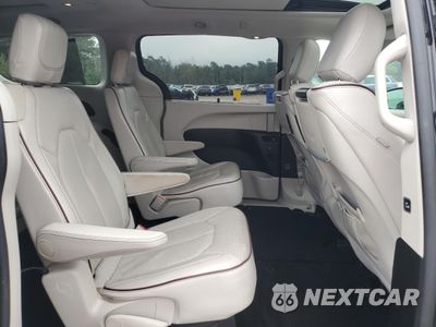 Zdjęcie 11 z 16 samochodu: 2017 CHRYSLER PACIFICA LIMITED VIN:2C4RC1GG4HR544638 - miniatura