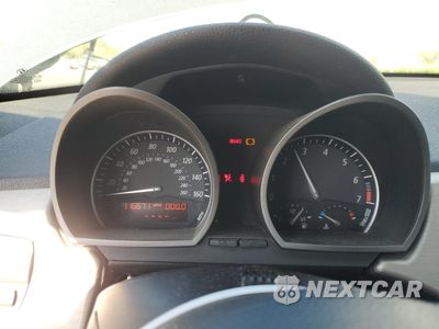 Zdjęcie 9 z 12 samochodu: 2004 BMW Z4 2.5 VIN:4USBT33534LR67886 - miniatura