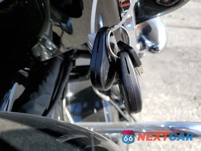 Zdjęcie 8 z 9 samochodu: 2016 HARLEY-DAVIDSON FLHXS STREET GLIDE SPECIAL VIN:1HD1KRM32GB621356 - miniatura