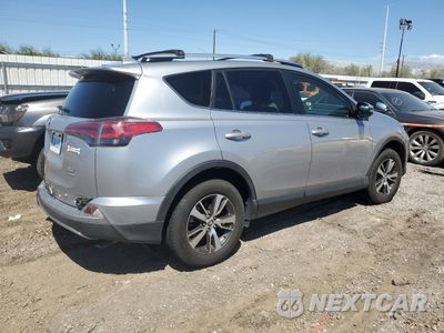 Trzecie zdjęcie samochodu z tyłu: 2018 TOYOTA RAV4 ADVENTURE VIN:JTMRFREV7JD247105 - miniatura