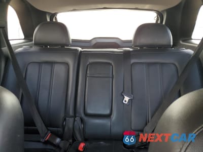 Zdjęcie 10 z 16 samochodu: 2014 CHEVROLET CAPTIVA LT VIN:3GNAL3EK3ES659432 - miniatura