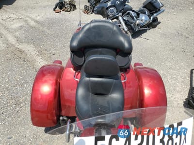 Piąte zdjęcie samochodu w środku: 2012 HARLEY-DAVIDSON FLHTCUTG TRI GLIDE ULTRA CLASSIC VIN:1HD1MAM11CB855959 - miniatura