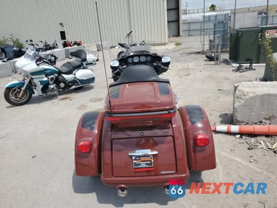 Czwarte zdjęcie samochodu z boku: 2024 HARLEY-DAVIDSON FLHTCUTG VIN:1HD1MAF13RB862367 - miniatura