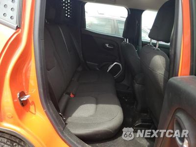 Zdjęcie 10 z 12 samochodu: 2018 JEEP RENEGADE SPORT VIN:ZACCJBAB5JPH24137 - miniatura