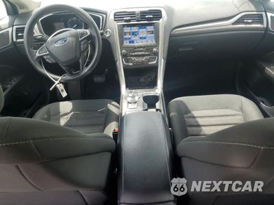 Zdjęcie 8 z 13 samochodu: 2019 FORD FUSION SE VIN:3FA6P0LU7KR124795 - miniatura