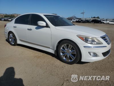 Czwarte zdjęcie samochodu z boku: 2012 HYUNDAI GENESIS 3.8L VIN:KMHGC4DD8CU201552 - miniatura