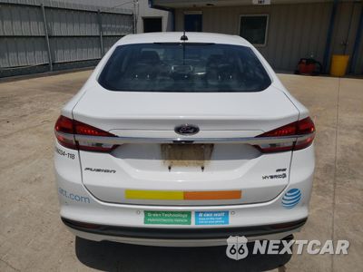 Zdjęcie 6 z 12 samochodu: 2018 FORD FUSION SE HYBRID VIN:3FA6P0LU6JR171718 - miniatura