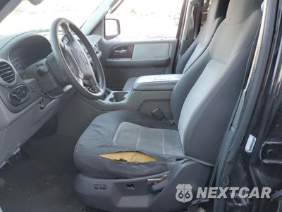 Zdjęcie 7 z 12 samochodu: 2004 FORD EXPEDITION XLT VIN:1FMRU15W84LB44930 - miniatura