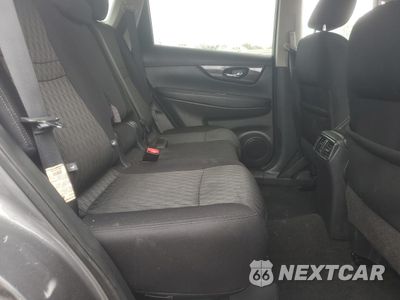 Zdjęcie 11 z 16 samochodu: 2018 NISSAN ROGUE S VIN:5N1AT2MV6JC727958 - miniatura