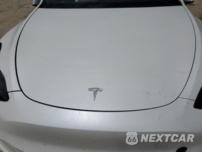 Zdjęcie 11 z 13 samochodu: 2023 TESLA MODEL Y VIN:7SAYGDEE6PF752844 - miniatura