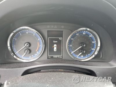 Zdjęcie 9 z 14 samochodu: 2019 TOYOTA COROLLA L VIN:5YFBURHE2KP882606 - miniatura