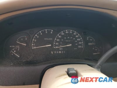 Zdjęcie 9 z 13 samochodu: 2000 FORD EXPLORER EDDIE BAUER VIN:1FMZU64E0YZB51797 - miniatura