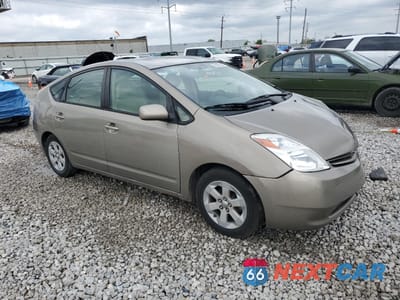 Czwarte zdjęcie samochodu z boku: 2004 TOYOTA PRIUS VIN:JTDKB22U440029313 - miniatura