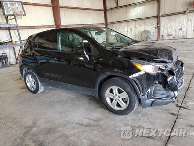 Czwarte zdjęcie samochodu z boku: 2020 CHEVROLET TRAX LS VIN:KL7CJKSB0LB028939 - miniatura