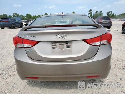 Zdjęcie 6 z 12 samochodu: 2013 HYUNDAI ELANTRA GLS VIN:5NPDH4AE3DH351649 - miniatura