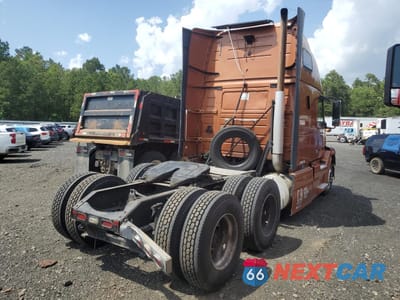 Czwarte zdjęcie samochodu z boku: 2012 VOLVO VN VNL VIN:4V4NC9EH2CN537366 - miniatura