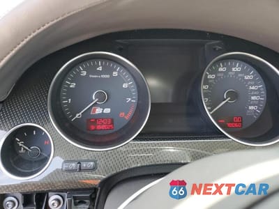Zdjęcie 9 z 12 samochodu: 2007 AUDI S8 QUATTRO VIN:WAUPN44E77N010645 - miniatura