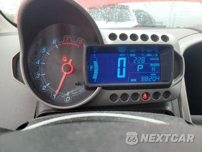 Zdjęcie 9 z 14 samochodu: 2013 CHEVROLET SONIC LT VIN:1G1JC6SB5D4170519 - miniatura