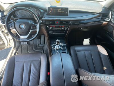 Zdjęcie 9 z 11 samochodu: 2015 BMW X5 XDRIVE35D VIN:5UXKS4C50F0J98295 - miniatura