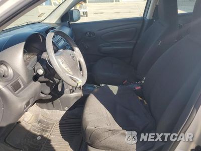 Zdjęcie 7 z 12 samochodu: 2015 NISSAN VERSA S VIN:3N1CN7AP7FL872760 - miniatura