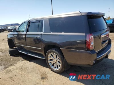 Drugie zdjęcie samochodu z przodu: 2017 GMC YUKON XL DENALI VIN:1GKS2HKJXHR118866 - miniatura