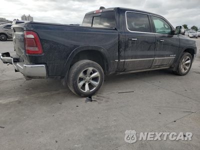 Trzecie zdjęcie samochodu z tyłu: 2019 RAM 1500 LIMITED VIN:1C6SRFHT4KN503544 - miniatura