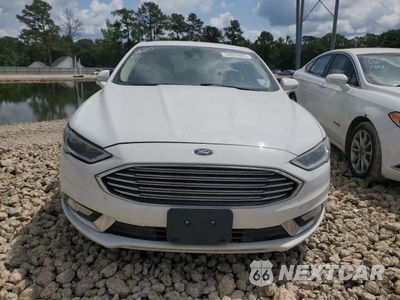 Piąte zdjęcie samochodu w środku: 2017 FORD FUSION SE HYBRID VIN:3FA6P0LU9HR409426 - miniatura