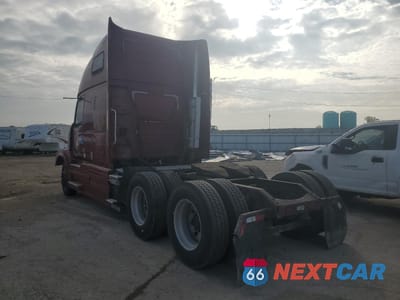 Trzecie zdjęcie samochodu z tyłu: 2007 VOLVO VNL SEMI TRUCK VIN:4V4NC9GH57N481491 - miniatura