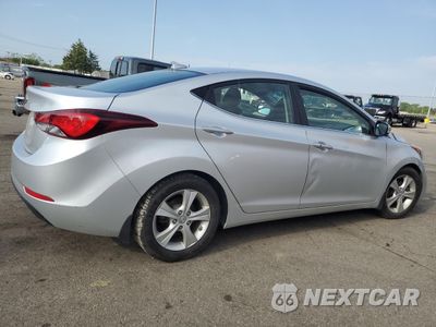 Trzecie zdjęcie samochodu z tyłu: 2016 HYUNDAI ELANTRA SE VIN:5NPDH4AE3GH794761 - miniatura