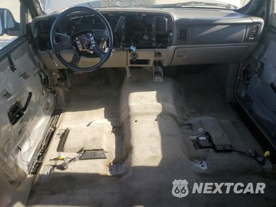 Zdjęcie 8 z 15 samochodu: 2005 CHEVROLET TAHOE C1500 VIN:1GNEC13V85R274714 - miniatura