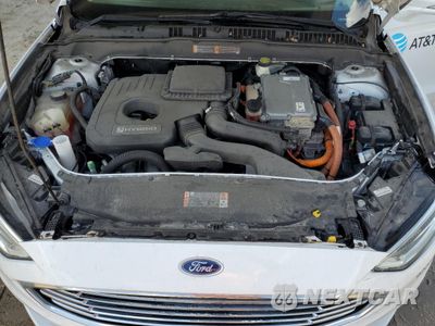 Zdjęcie 11 z 12 samochodu: 2017 FORD FUSION SE HYBRID VIN:3FA6P0LU4HR410046 - miniatura