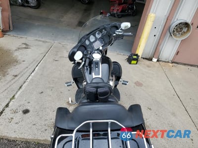 Zdjęcie 6 z 10 samochodu: 2018 HARLEY-DAVIDSON FLHTCU ULTRA CLASSIC ELECTRA GLIDE VIN:1HD1FCC18JB637165 - miniatura