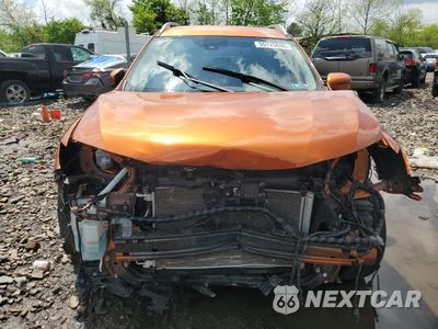 Piąte zdjęcie samochodu w środku: 2020 NISSAN ROGUE S VIN:JN8AT2MV0LW102479 - miniatura