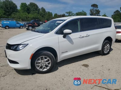 2023 CHRYSLER VOYAGER LX 2C4RC1CG9PR526611 - główne zdjęcie licytacji z USA - miniatura