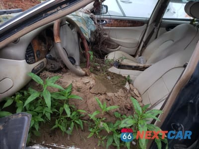 Zdjęcie 7 z 13 samochodu: 1998 JAGUAR VANDENPLAS VIN:SAJKX6247WC835061 - miniatura