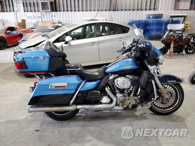 2011 HARLEY-DAVIDSON FLHTK 1HD1KEM17BB641490 - główne zdjęcie licytacji z USA - miniatura