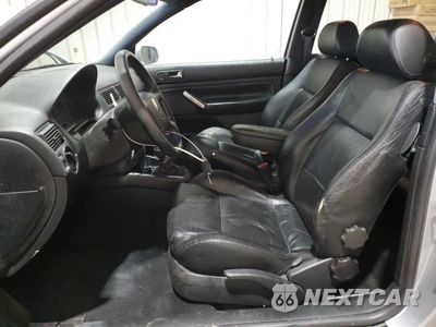 Zdjęcie 7 z 12 samochodu: 2001 VOLKSWAGEN GTI GLX VIN:9BWPG61J314064540 - miniatura