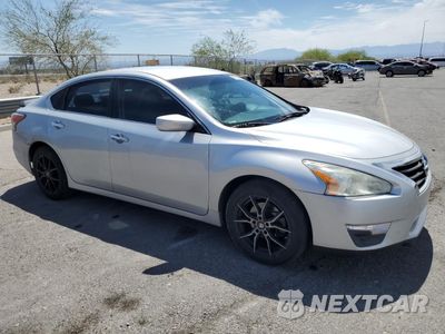 Czwarte zdjęcie samochodu z boku: 2015 NISSAN ALTIMA 2.5 VIN:1N4AL3APXFC442659 - miniatura
